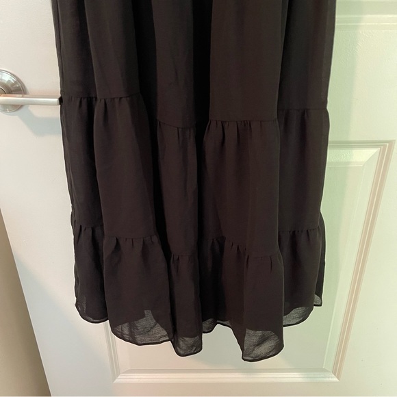 VENUS Black Off the Shoulder Maxi Dress - Picture 4 of 8